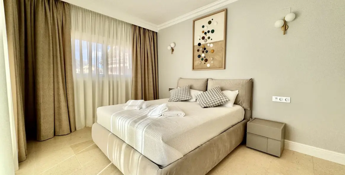 Short-term rent of ground floor apartment in Nueva Andalucía 27