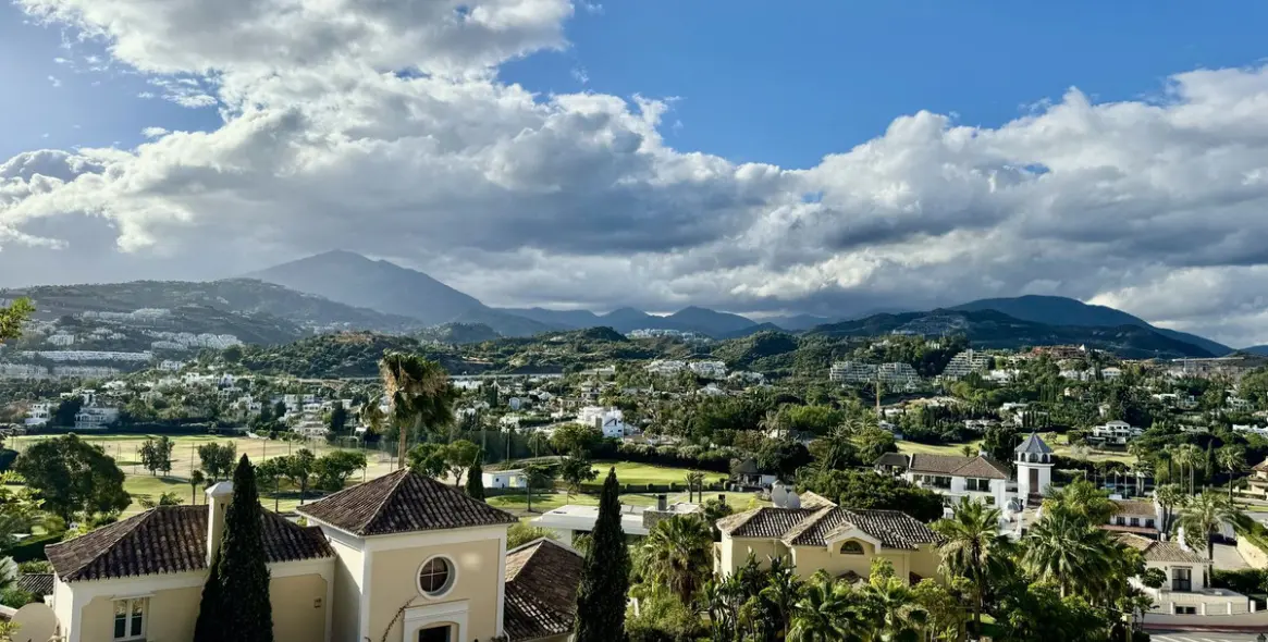 Short-term rent of ground floor apartment in Nueva Andalucía 33