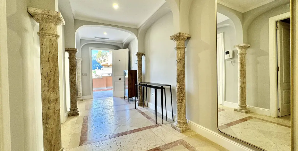 Short-term rent of ground floor apartment in Nueva Andalucía 35