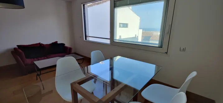 Alquiler a largo plazo de apartamento en planta media en Puerto Banús 1