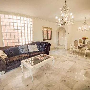 Short-term rent of middle floor apartment in Hacienda del Sol