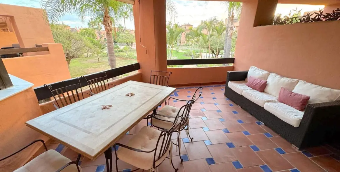 Short-term rent of middle floor apartment in Hacienda del Sol 8