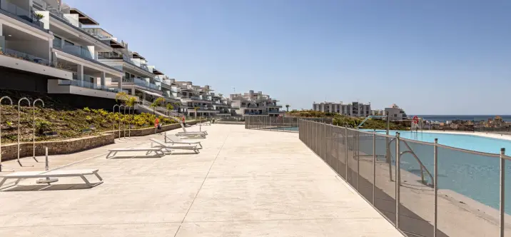 Short-term rent of ground floor apartment in Cancelada 0