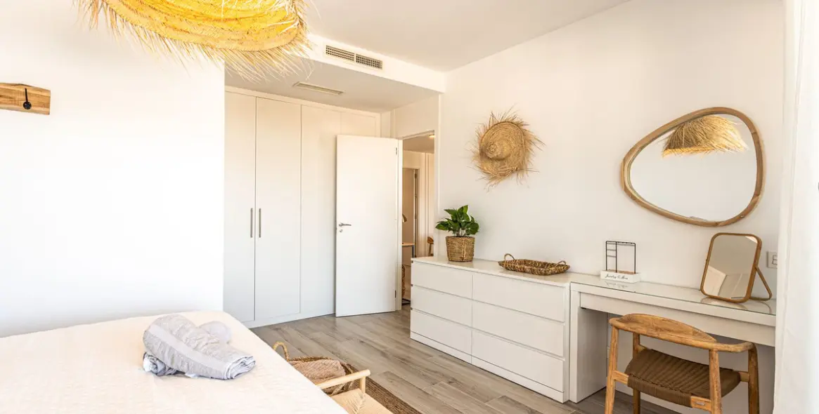 Краткосрочная аренда апартаментов на первом этаже в Cancelada 17