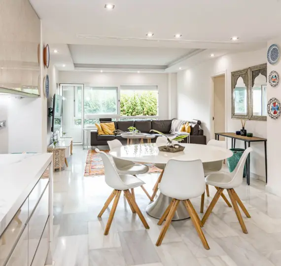 Долгосрочная аренда апартаментов на первом этаже в Puerto Banús