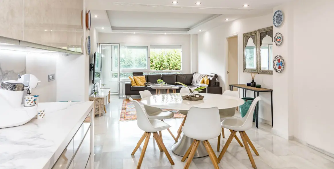 Long-term rent of ground floor apartment in Puerto Banús 4