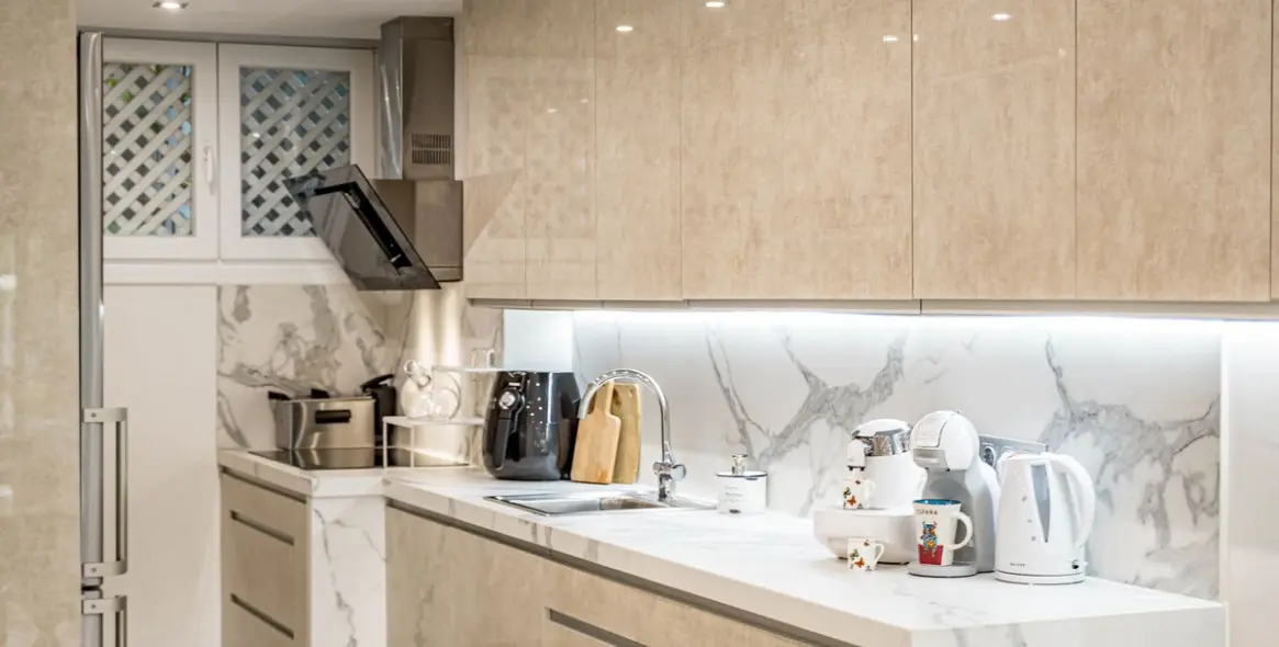 Long-term rent of ground floor apartment in Puerto Banús 5