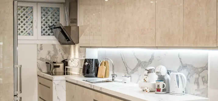 Alquiler a largo plazo de apartamento en planta baja en Puerto Banús 4