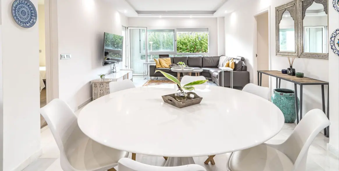 Long-term rent of ground floor apartment in Puerto Banús 21