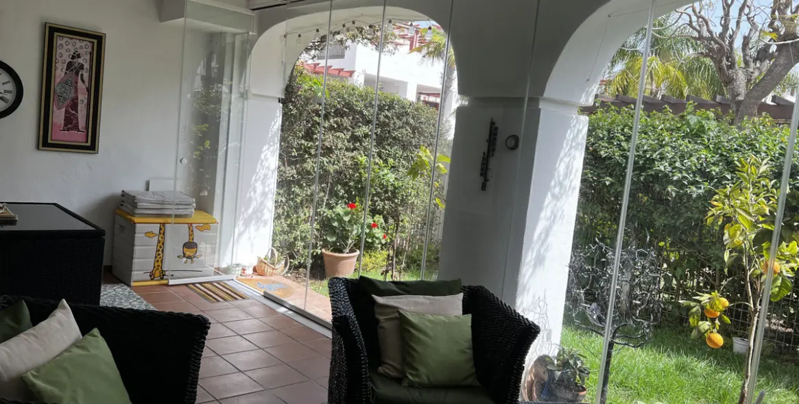 Краткосрочная аренда апартаментов на первом этаже в San Pedro de Alcántara 12