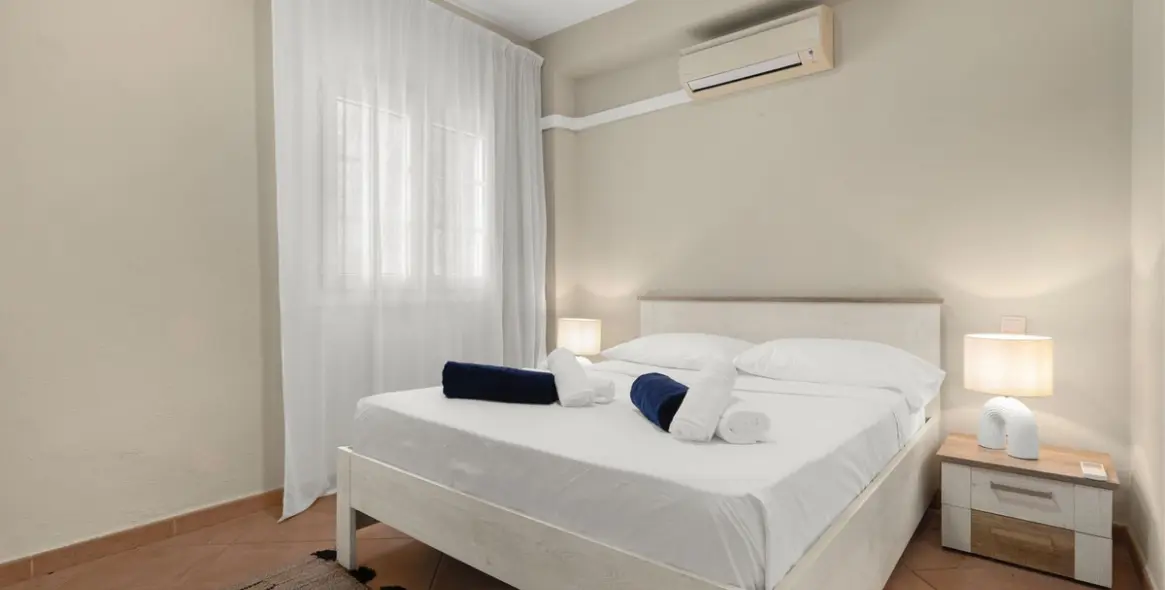 Short-term rent of middle floor apartment in Puerto Banús 12