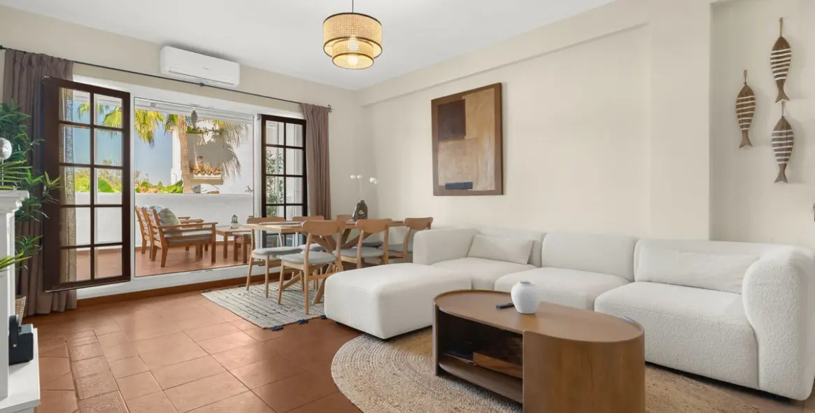 Short-term rent of middle floor apartment in Puerto Banús 1