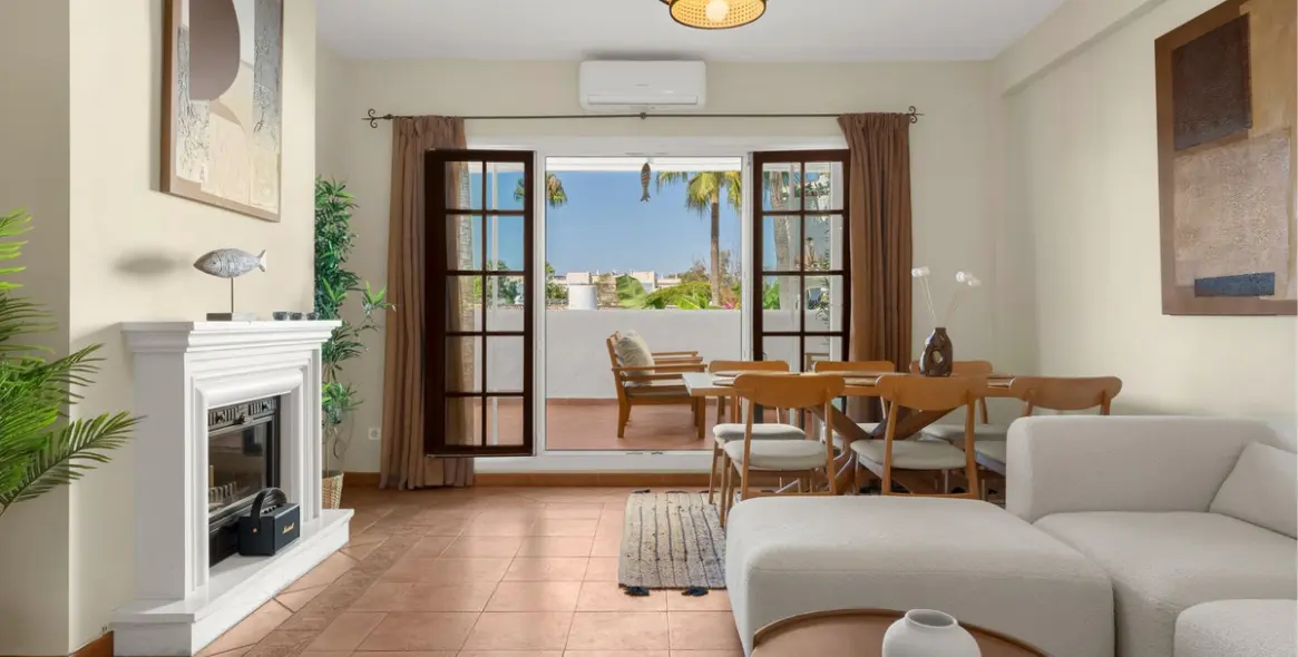 Short-term rent of middle floor apartment in Puerto Banús 3