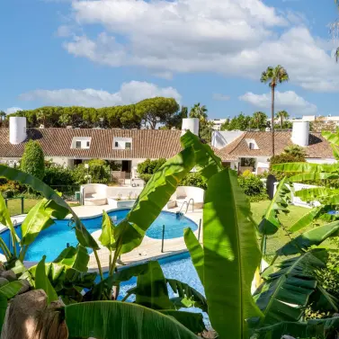 Long-term rent of middle floor apartment in Puerto Banús