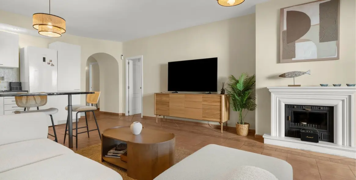 Short-term rent of middle floor apartment in Puerto Banús 9