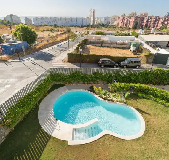 Short-term rent of middle floor apartment in Fuengirola