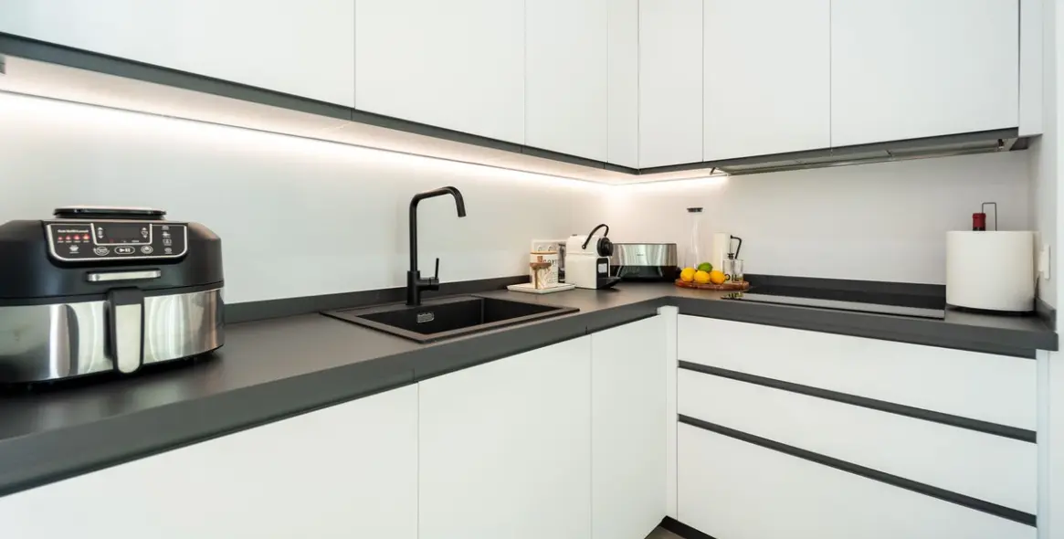 Short-term rent of middle floor apartment in Fuengirola 12
