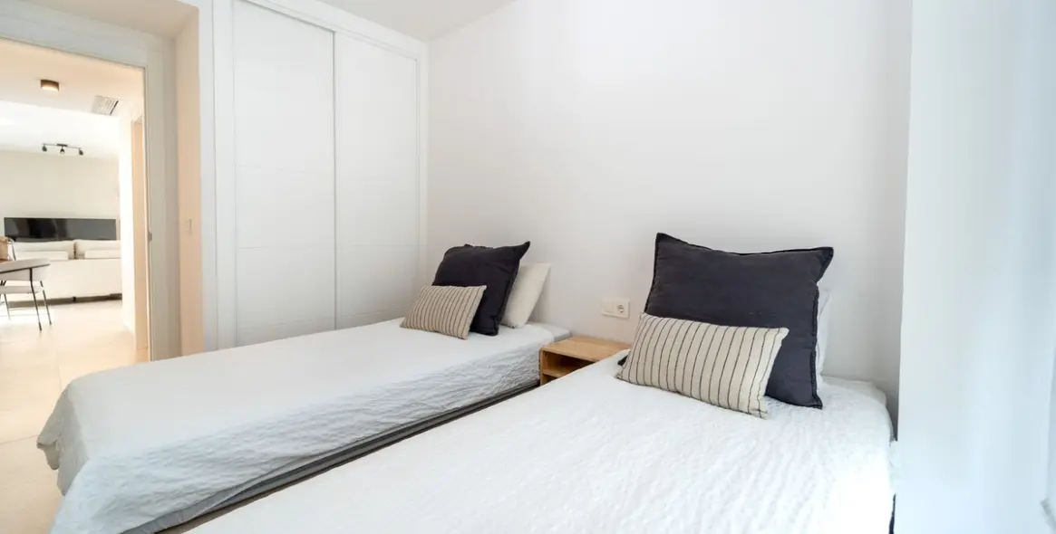 Short-term rent of middle floor apartment in Fuengirola 25