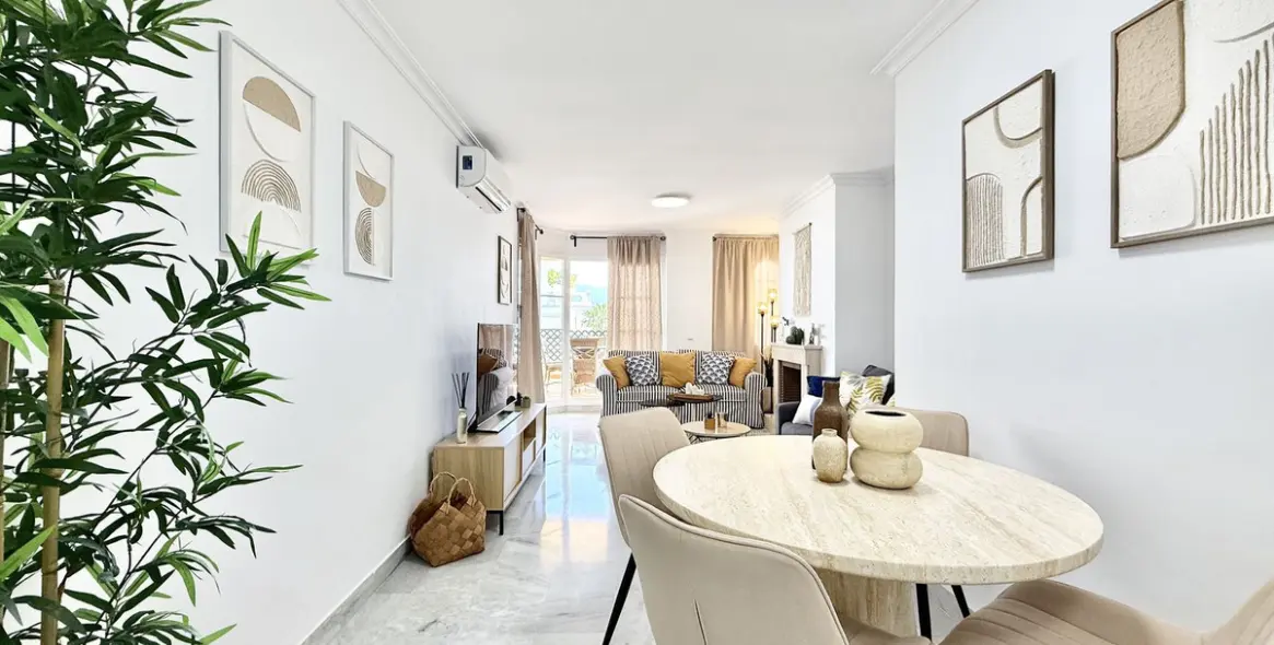 Short-term rent of middle floor apartment in Nueva Andalucía 9