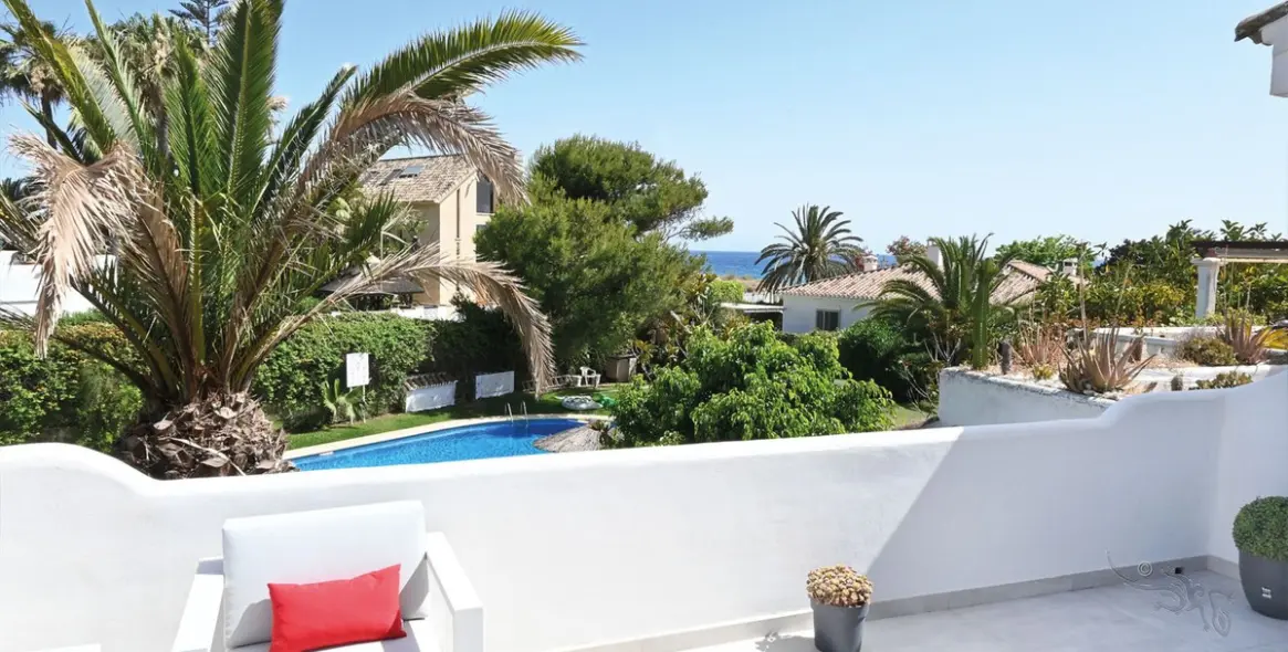 Short-term rent of semi-detached house in Costabella 1