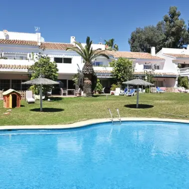 Краткосрочная аренда дома на две семьи в Costabella