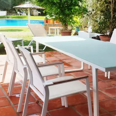 Краткосрочная аренда дома на две семьи в Costabella