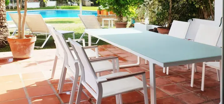 Краткосрочная аренда дома на две семьи в Costabella 2