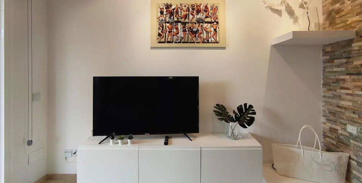 Short-term rent of semi-detached house in Costabella 8