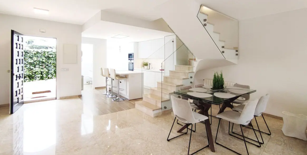 Short-term rent of semi-detached house in Costabella 16