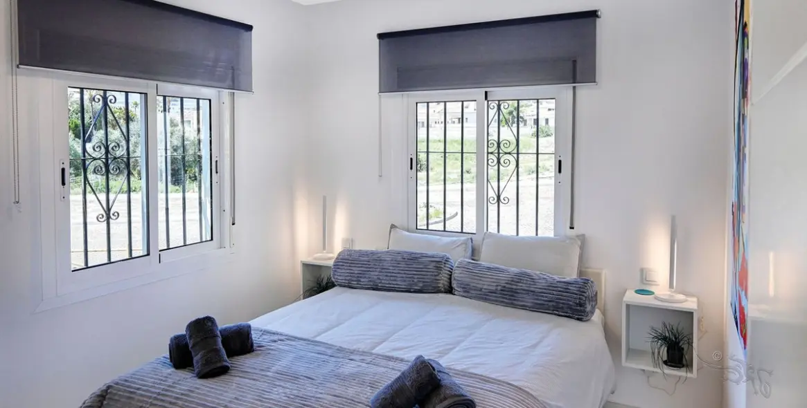 Short-term rent of semi-detached house in Costabella 27