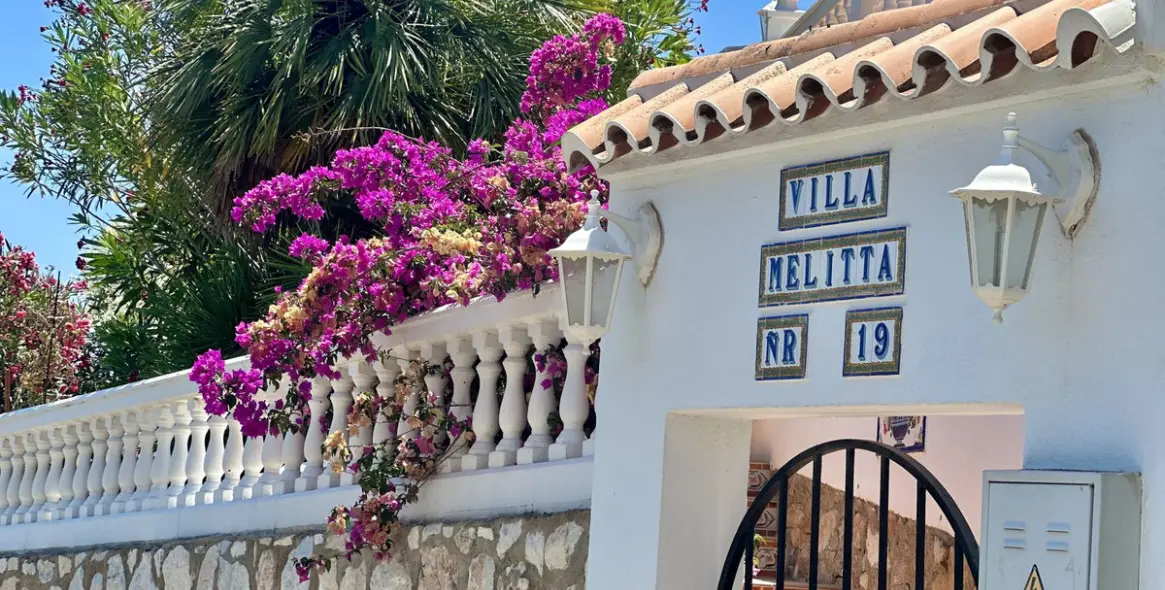 Short-term rent of detached villa in Torreblanca 2