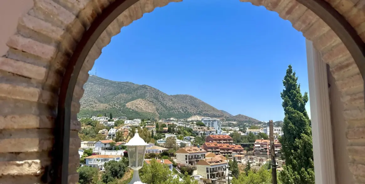 Short-term rent of detached villa in Torreblanca 14