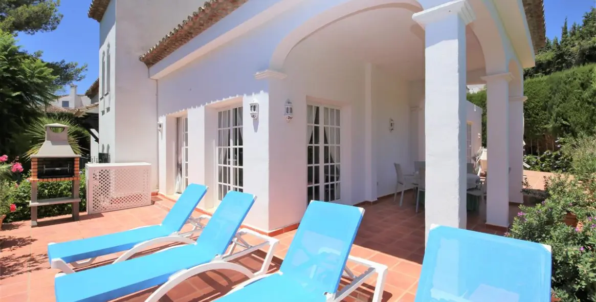 Краткосрочная аренда  отдельно стоящей виллы в Marbella 2