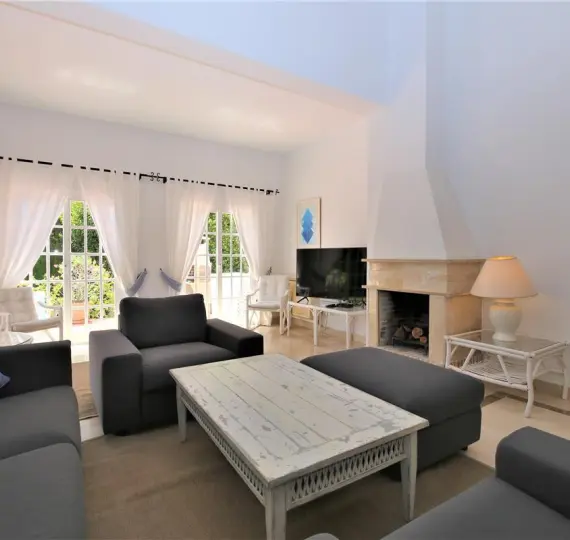 Краткосрочная аренда  отдельно стоящей виллы в Marbella