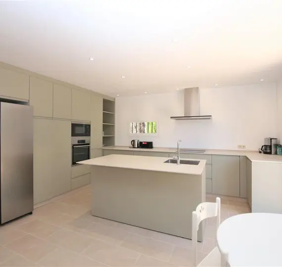 Краткосрочная аренда  отдельно стоящей виллы в Marbella