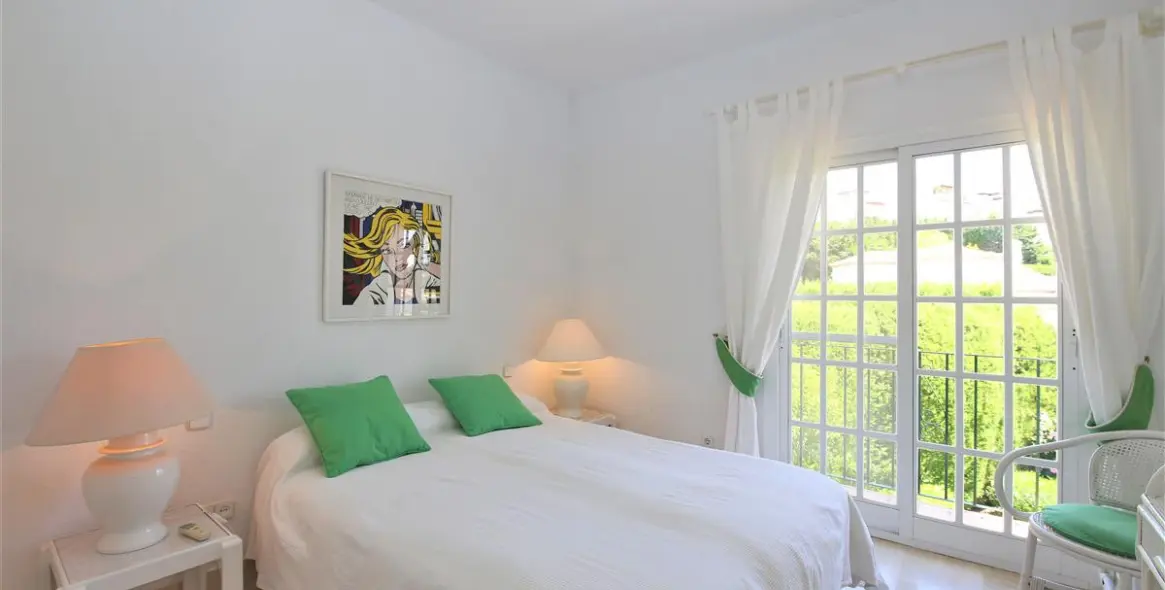 Краткосрочная аренда  отдельно стоящей виллы в Marbella 13