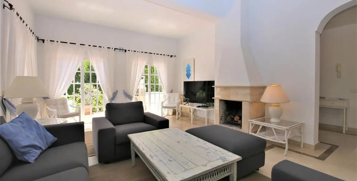 Alquiler a corto plazo de villa independiente en Marbella 3