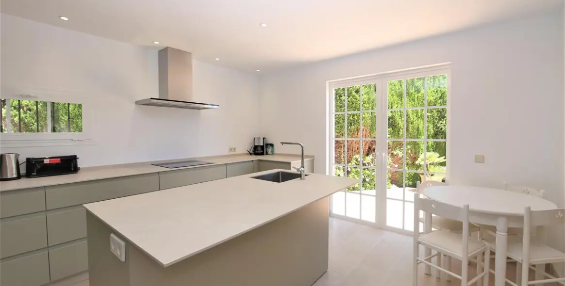 Alquiler a corto plazo de villa independiente en Marbella 6