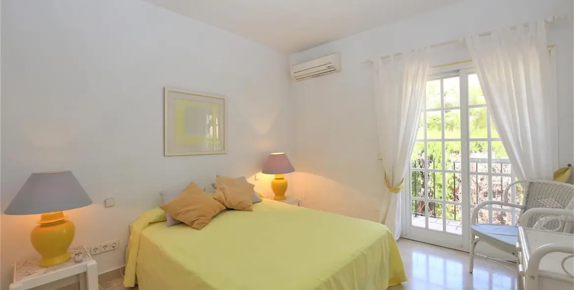 Alquiler a corto plazo de villa independiente en Marbella 12