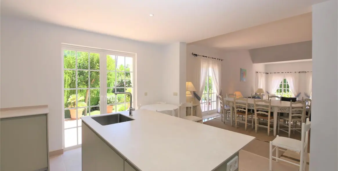 Alquiler a corto plazo de villa independiente en Marbella 19