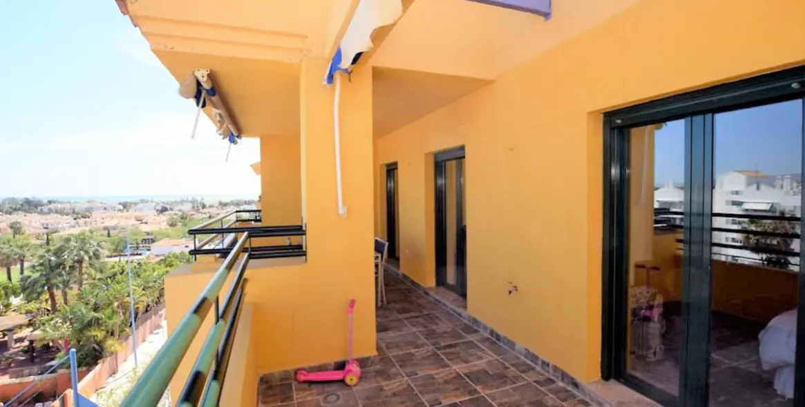 Short-term rent of middle floor apartment in San Pedro de Alcántara 2