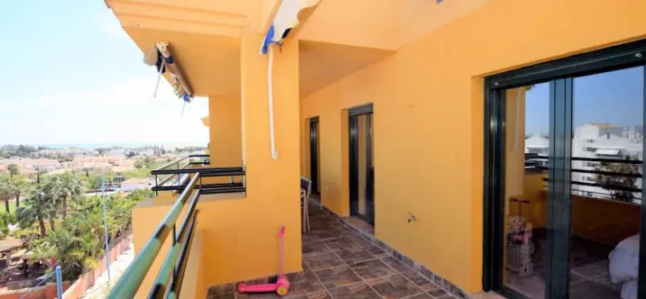 Alquiler a corto plazo de apartamento en planta media en San Pedro de Alcántara 1