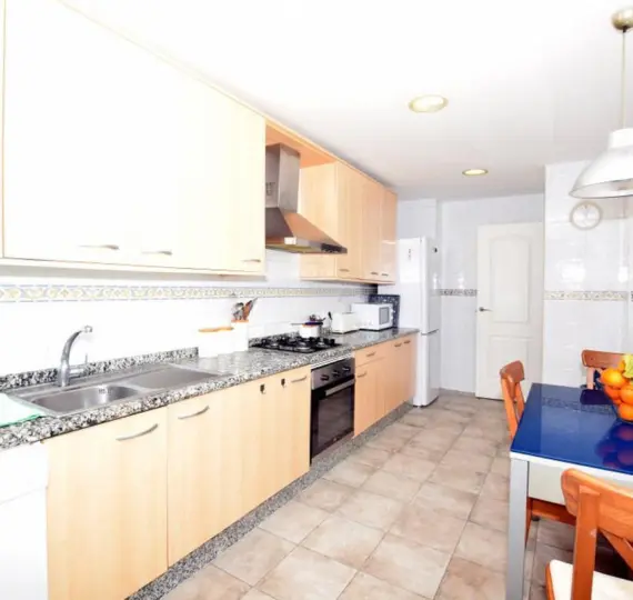 Alquiler a corto plazo de apartamento en planta media en San Pedro de Alcántara