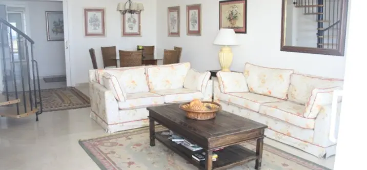 Краткосрочная аренда пентхауса в Selwo 3