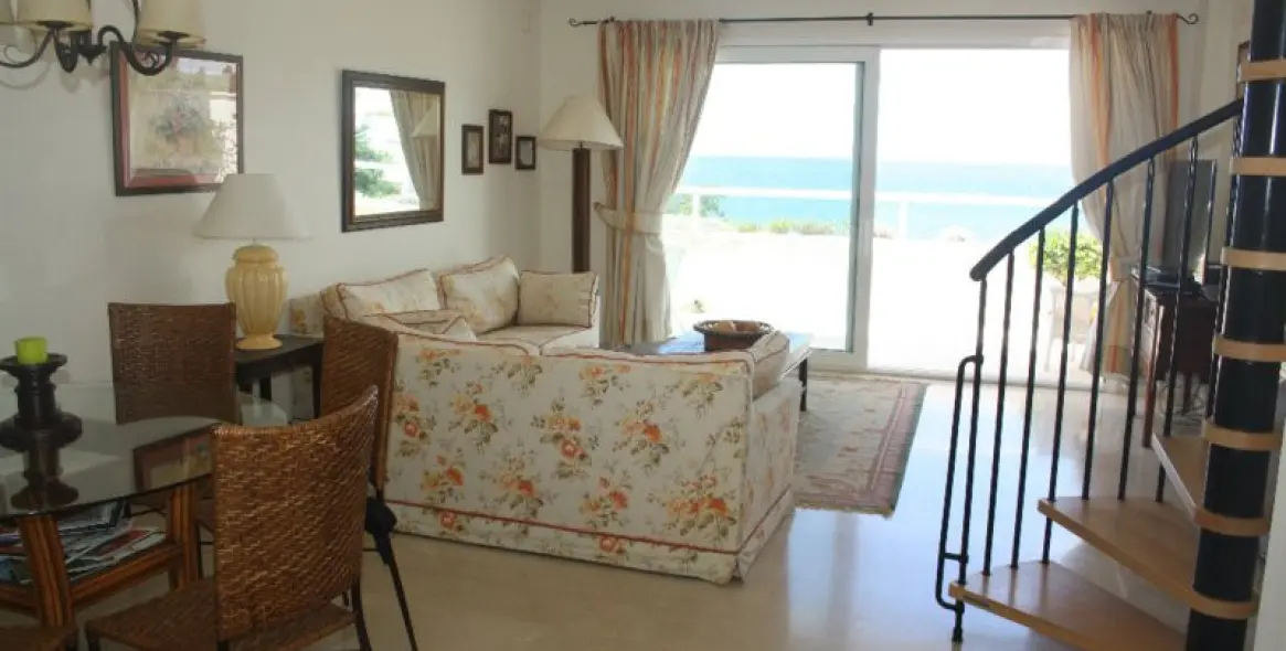 Short-term rent of penthouse in Selwo 7