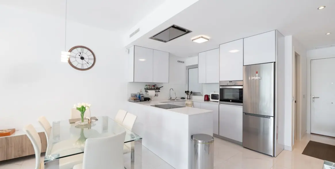 Short-term rent of ground floor apartment in Cancelada 7