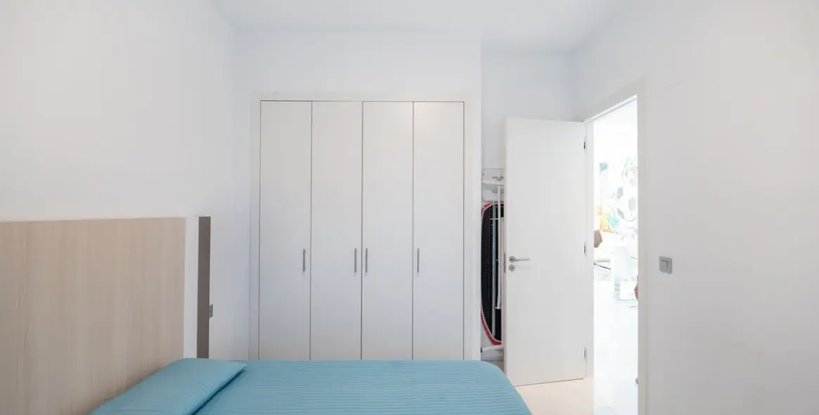 Short-term rent of ground floor apartment in Cancelada 15