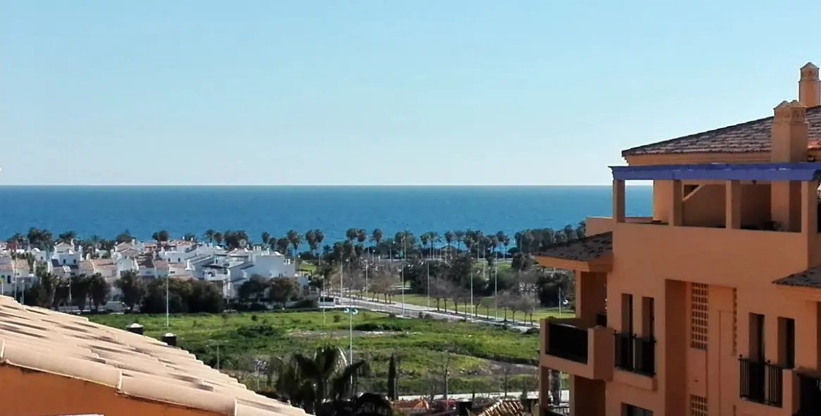 Short-term rent of middle floor apartment in San Pedro de Alcántara 3