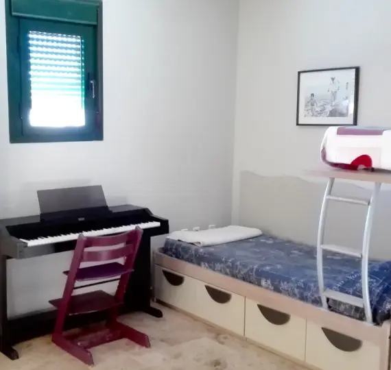 Alquiler a corto plazo de apartamento en planta media en San Pedro de Alcántara