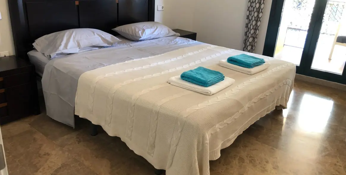 Short-term rent of middle floor apartment in San Pedro de Alcántara 14